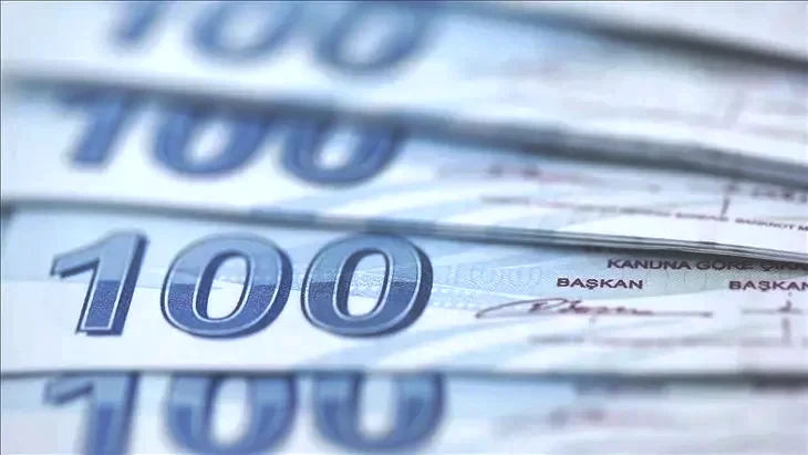 Taşıt kredilerinde faizler düştü! Otomobil almanın tam zamanı mı? 400 bin TL’nin geri ödemesi ne kadar? İşte örnek hesaplama…