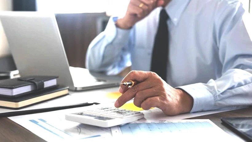 2025’te İş Değiştirenler Yandı: Ek Vergi Yükü Geliyor! Beyanname Vermeyen Borçlu Çıkacak - Resim : 2