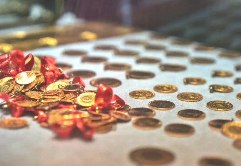Altın Değer Kaybediyor: Doların Güçlenmesiyle Fiyatlar Düştü - Resim : 1