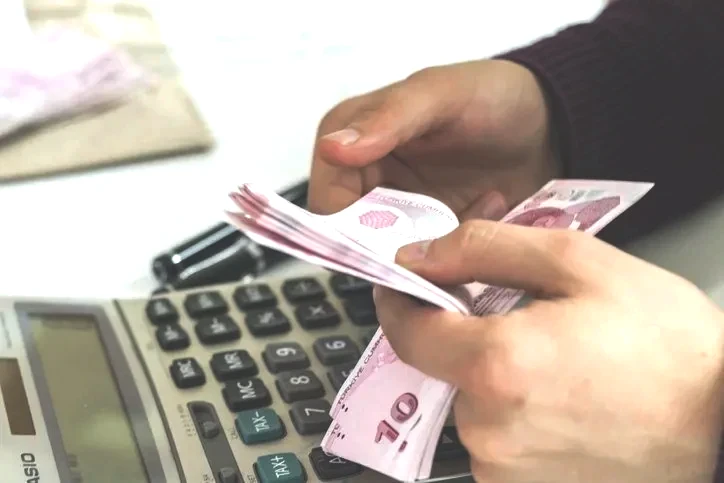 Emekliler, çalışanlar, işverenler dikkat! Yeni yasa yolda: 16.881 TL maaşa artış, yüzde 50’lik BES eklentisi ve primde değişiklik