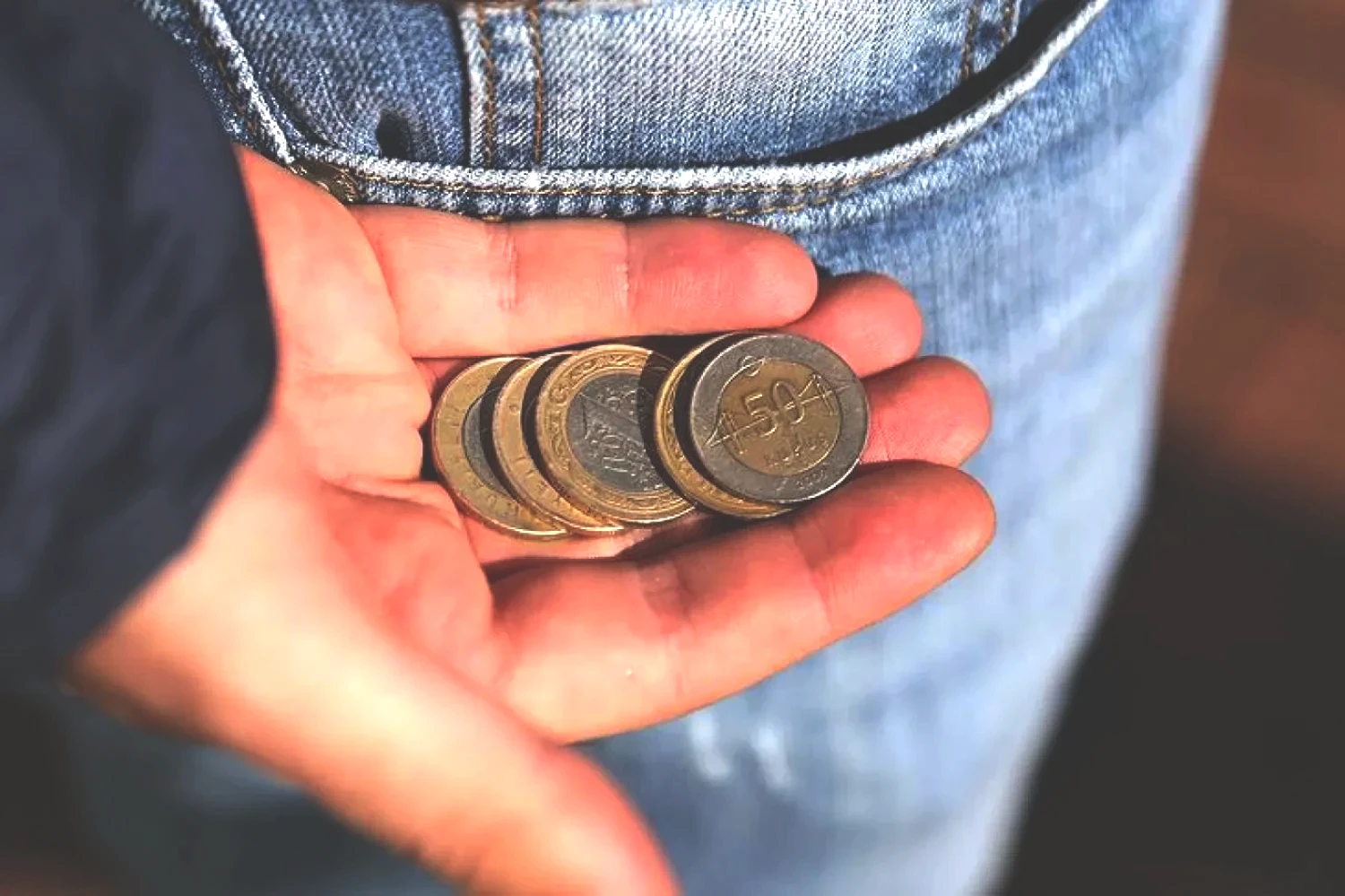 Geçim Krizi Derinleşti Asgari Ücret Açlık Sınırını Bile Geçemedi