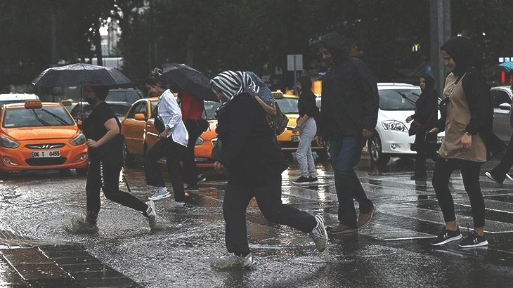 İSTANBUL YAĞMUR YAĞACAK MI İSTANBUL YAĞMUR YAĞACAK MI