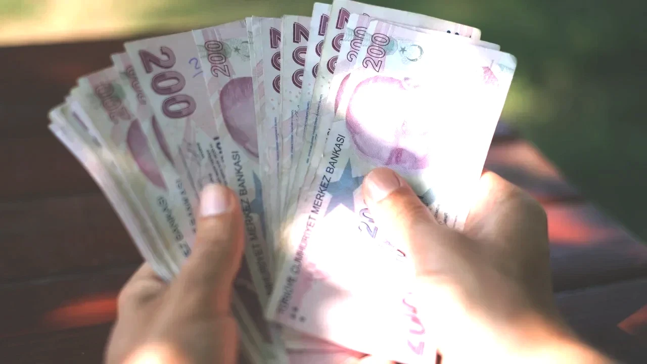 Asgari ücret zammında kritik tahmin! İsa Karakaş net rakam verdi