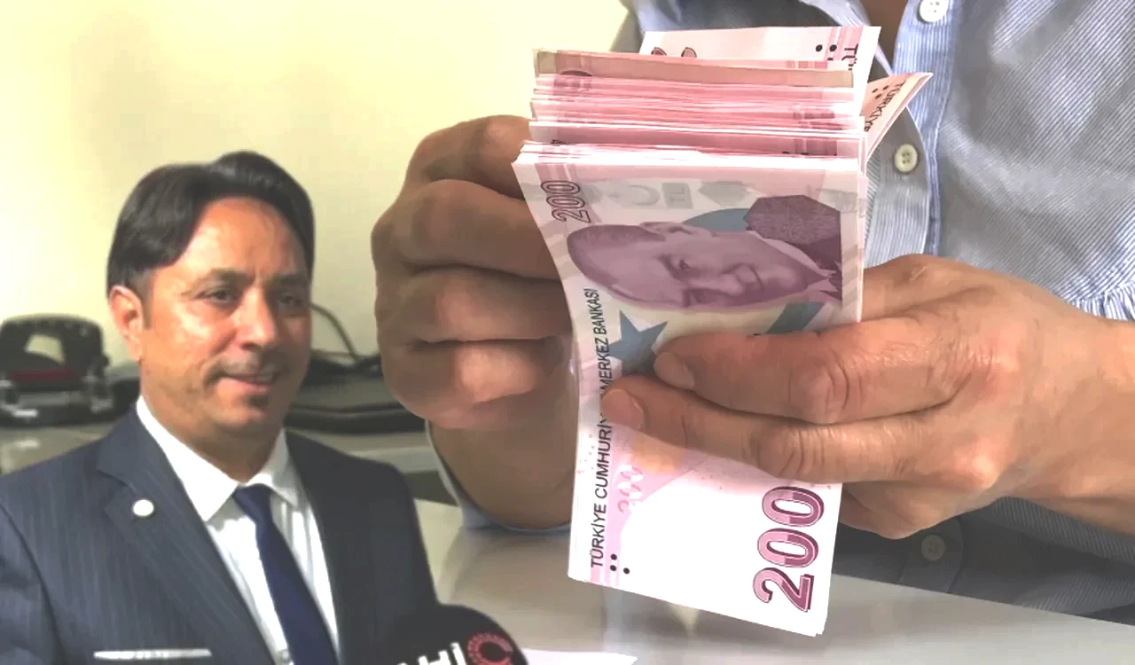 Asgari ücret zammında kritik tahmin! İsa Karakaş net rakam verdi