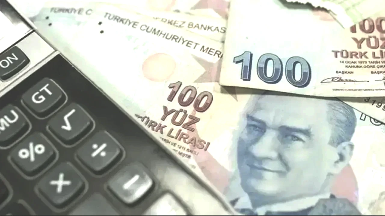 1 Ocak’ta Yürürlüğe Giriyor! Tüm Telefon Sahiplerinden Yeni Ücret Kesilecek – Yeni Tutar Duyuruldu