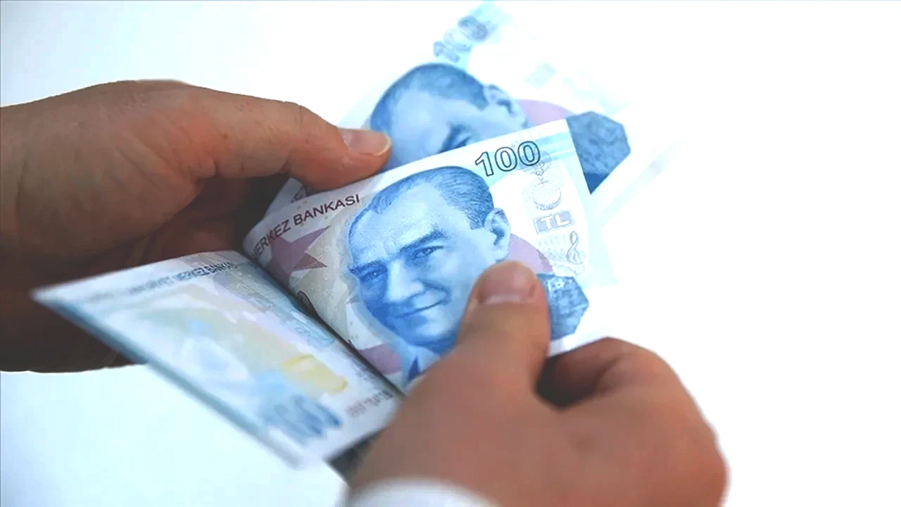 Asgari ücret zammı için merak edilen soruya cevap! Uzman isim rakam verdi: Yüzde 1 bile etkilemiyor