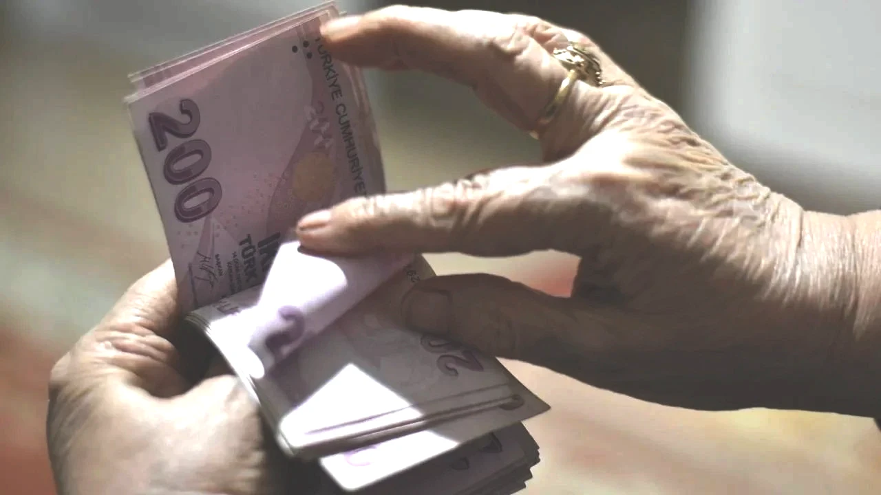 Emekli promosyonlarında rekabet kızıştı! Rakam 31 bin TL'ye kadar çıktı: İşte güncel kampanyalar... - Sayfa 13