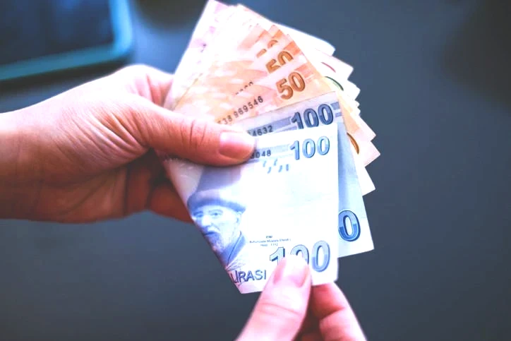 2026 Ocak yeni yıl emekli maaş zammı tablosu son rakamlar (5 aylık enflasyon farkı) || Yılbaşı emekli maaş zam oranı ne kadar, yüzde kaç olacak Yeni yılda en düşük emekli aylığı artacak mı Bağ-Kur ve SGK 4A, 4B, 4C hesap tablosu 2026 Ocak yeni yıl emekli maaş zammı tablosu son rakamlar (5 aylık enflasyon farkı) || Yılbaşı emekli maaş zam oranı ne kadar, yüzde kaç olacak Yeni yılda en düşük emekli aylığı artacak mı Bağ-Kur ve SGK 4A, 4B, 4C hesap tablosu